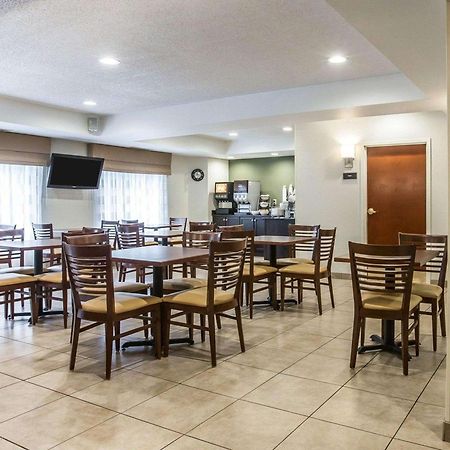 Sleep Inn & Suites Queensbury - Lake George Εξωτερικό φωτογραφία