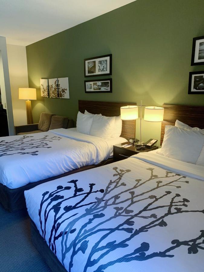 Sleep Inn & Suites Queensbury - Lake George Εξωτερικό φωτογραφία
