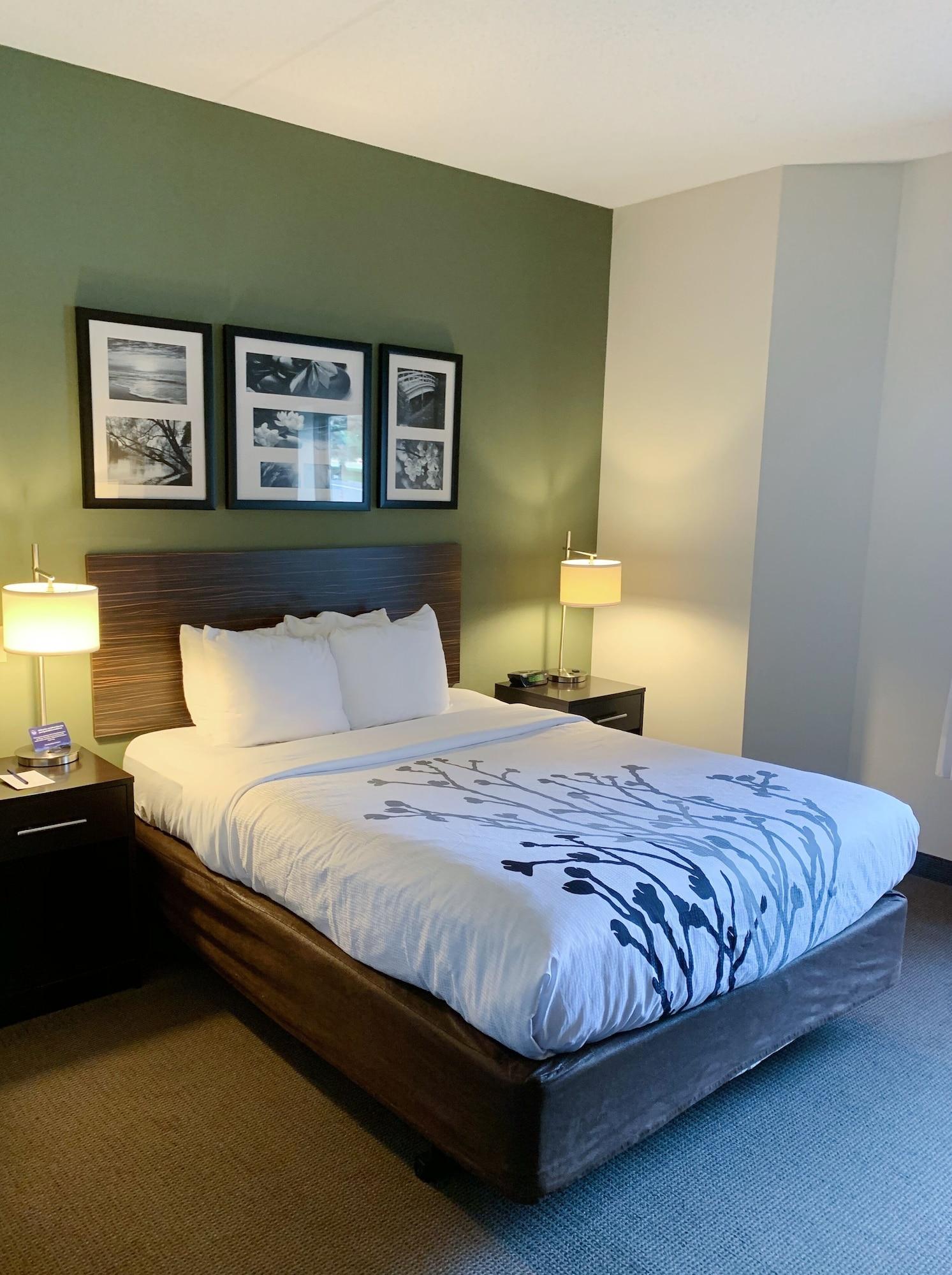 Sleep Inn & Suites Queensbury - Lake George Εξωτερικό φωτογραφία