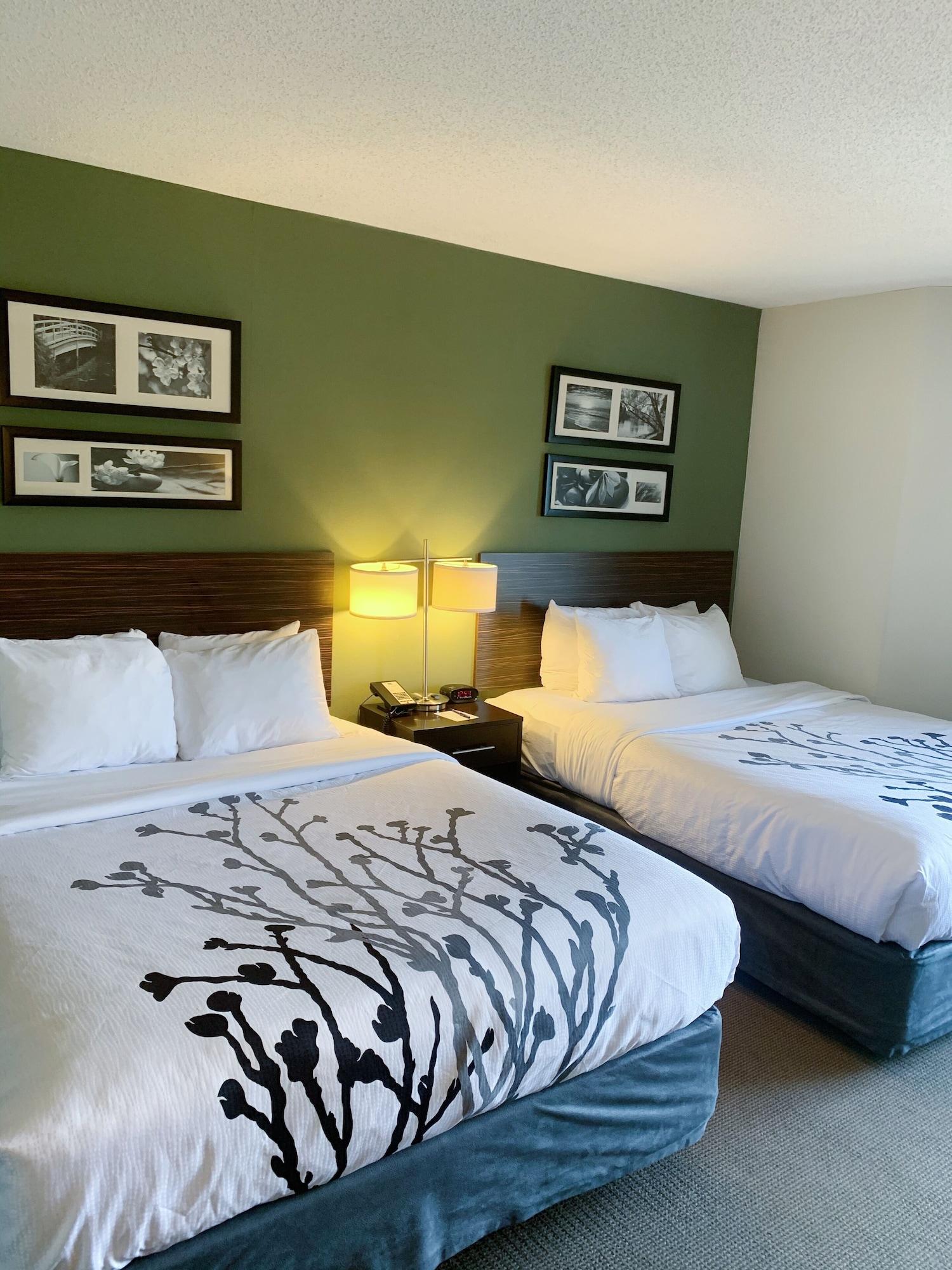 Sleep Inn & Suites Queensbury - Lake George Εξωτερικό φωτογραφία