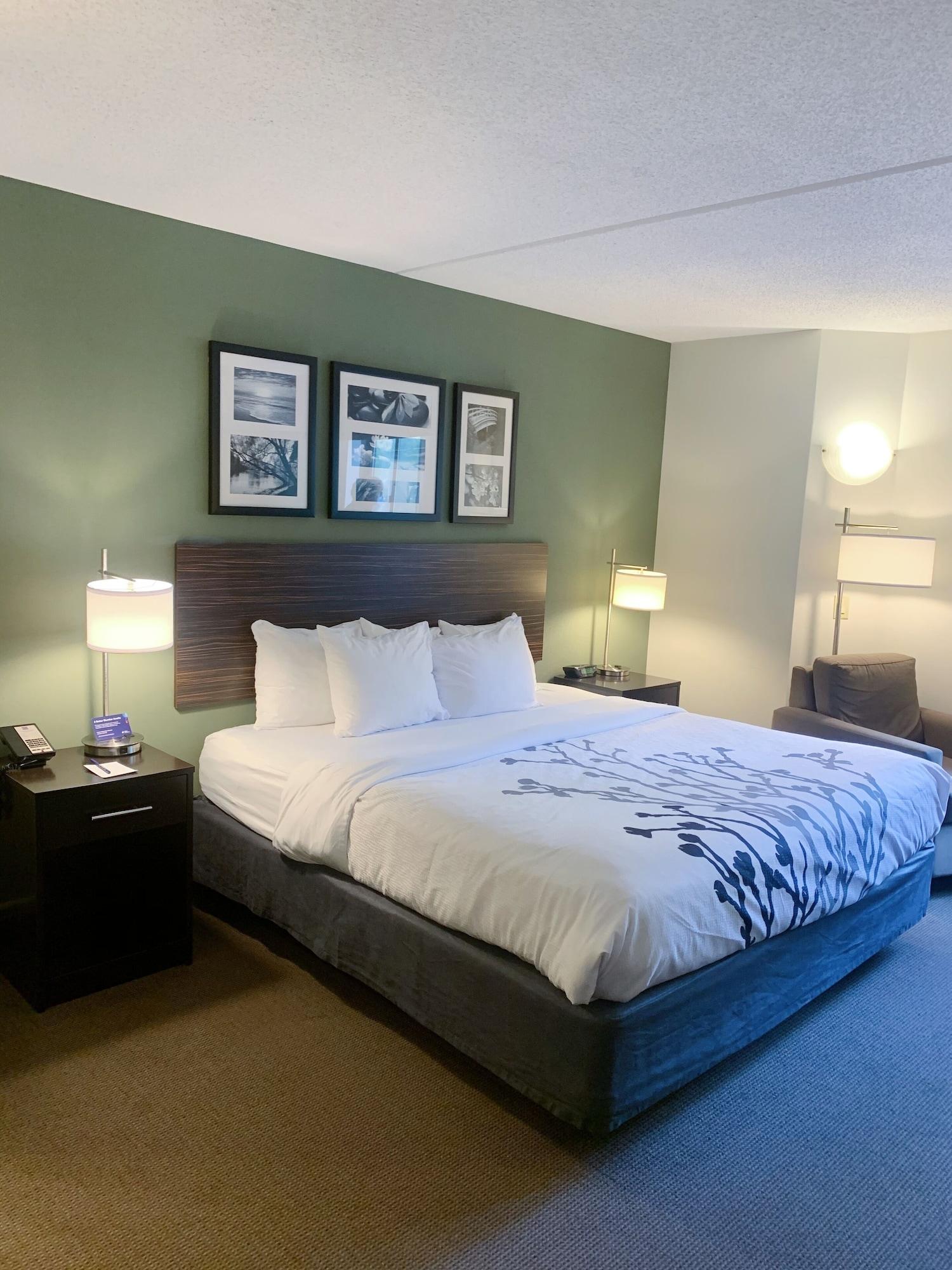 Sleep Inn & Suites Queensbury - Lake George Εξωτερικό φωτογραφία