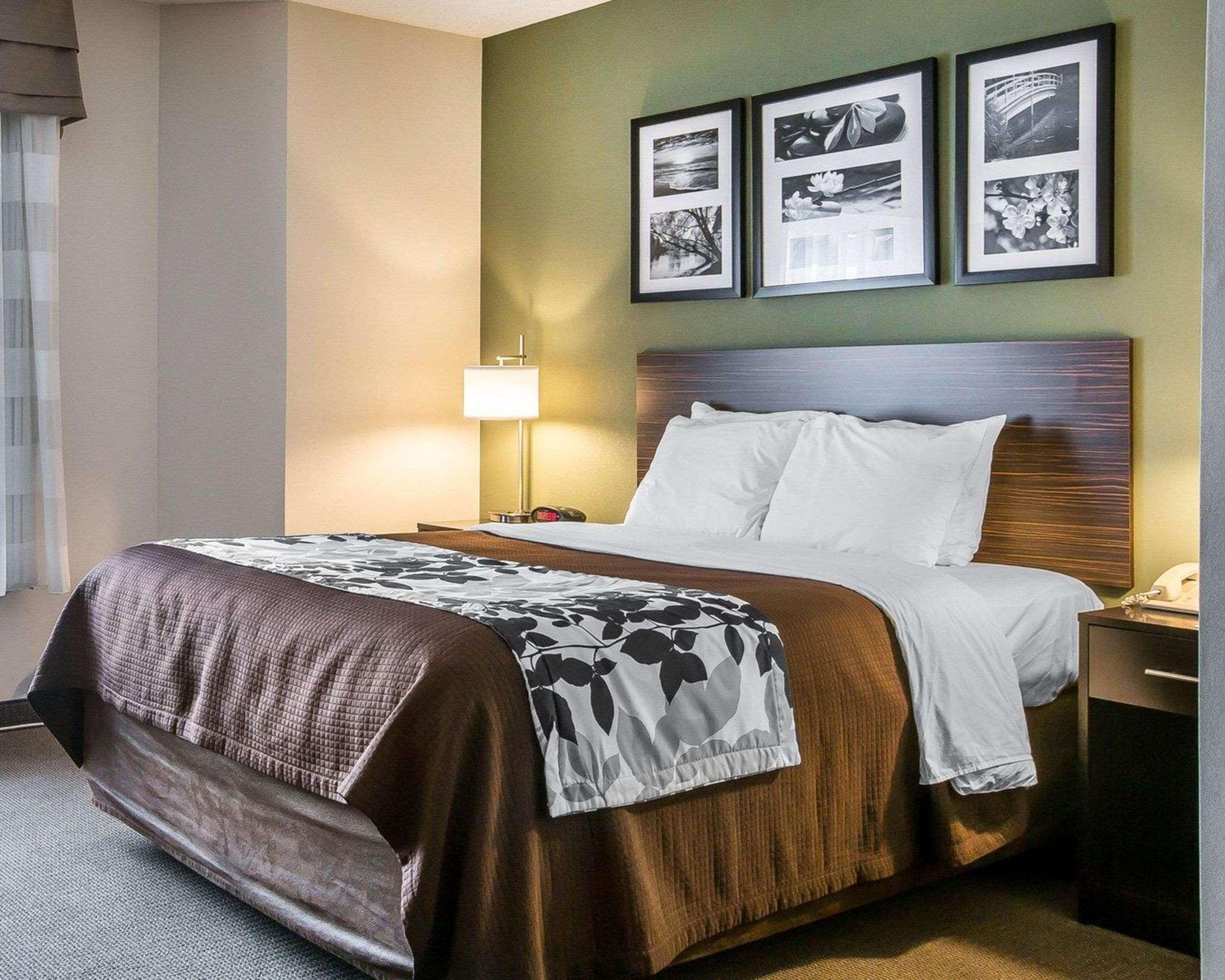 Sleep Inn & Suites Queensbury - Lake George Εξωτερικό φωτογραφία