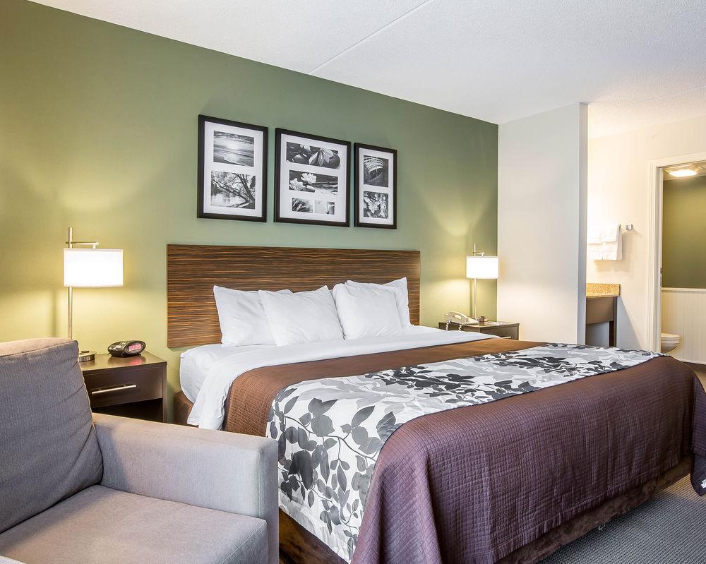 Sleep Inn & Suites Queensbury - Lake George Εξωτερικό φωτογραφία
