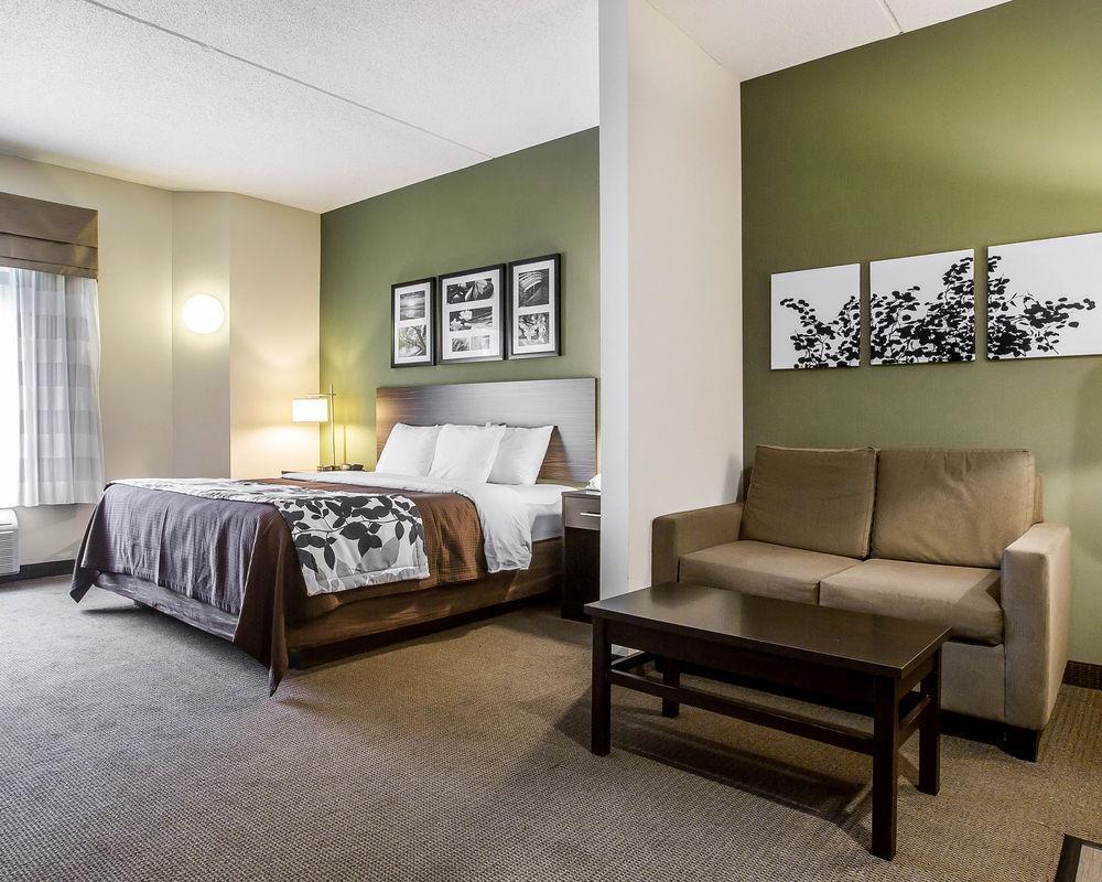 Sleep Inn & Suites Queensbury - Lake George Εξωτερικό φωτογραφία