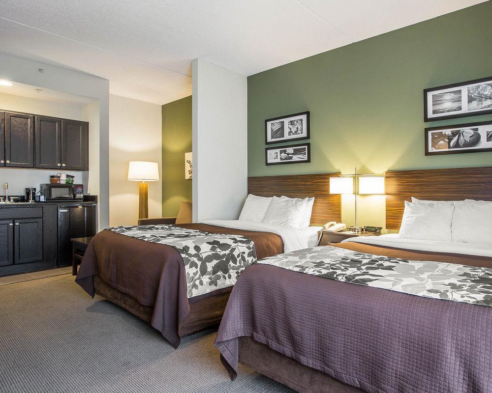 Sleep Inn & Suites Queensbury - Lake George Εξωτερικό φωτογραφία