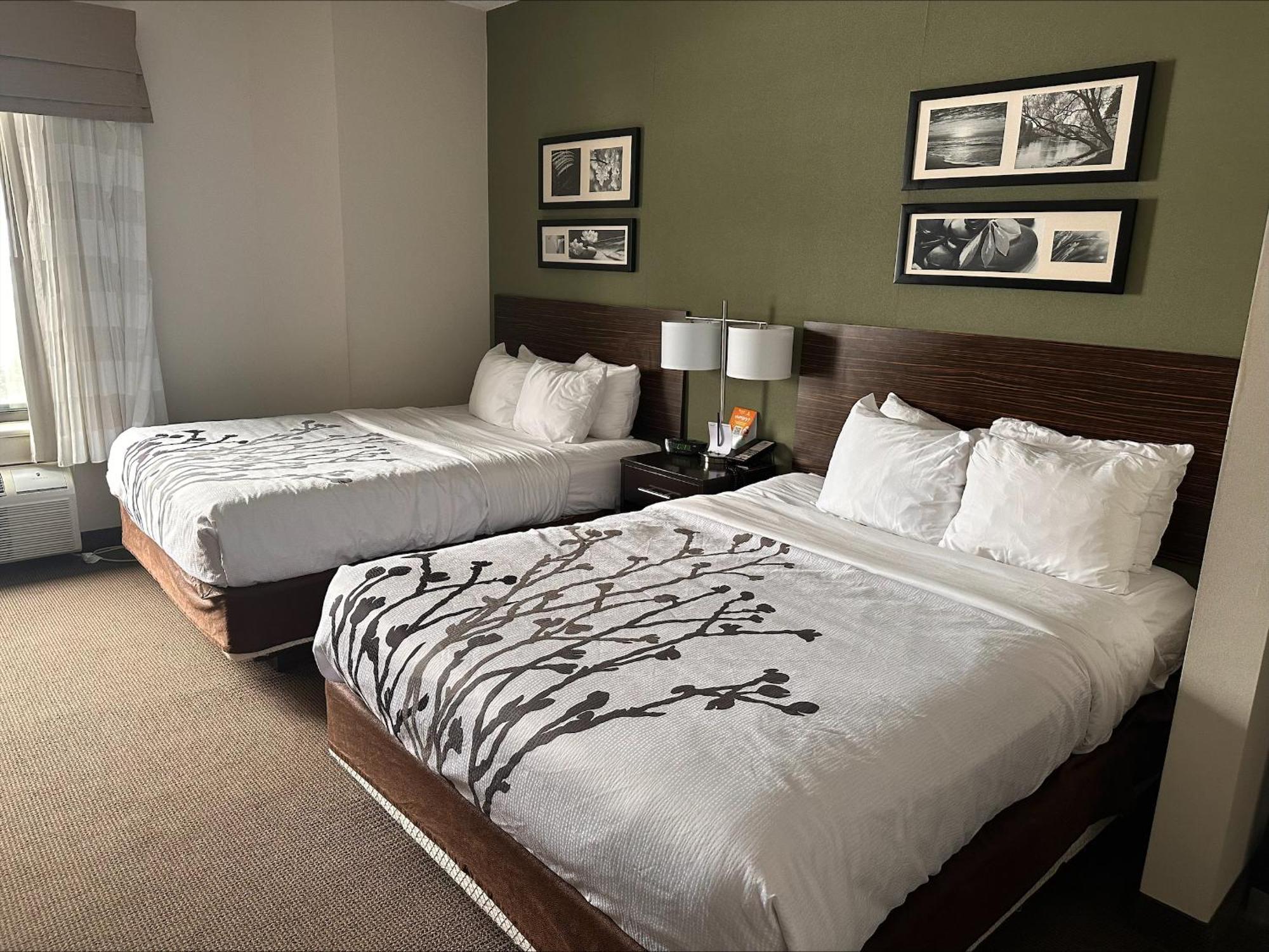 Sleep Inn & Suites Queensbury - Lake George Εξωτερικό φωτογραφία