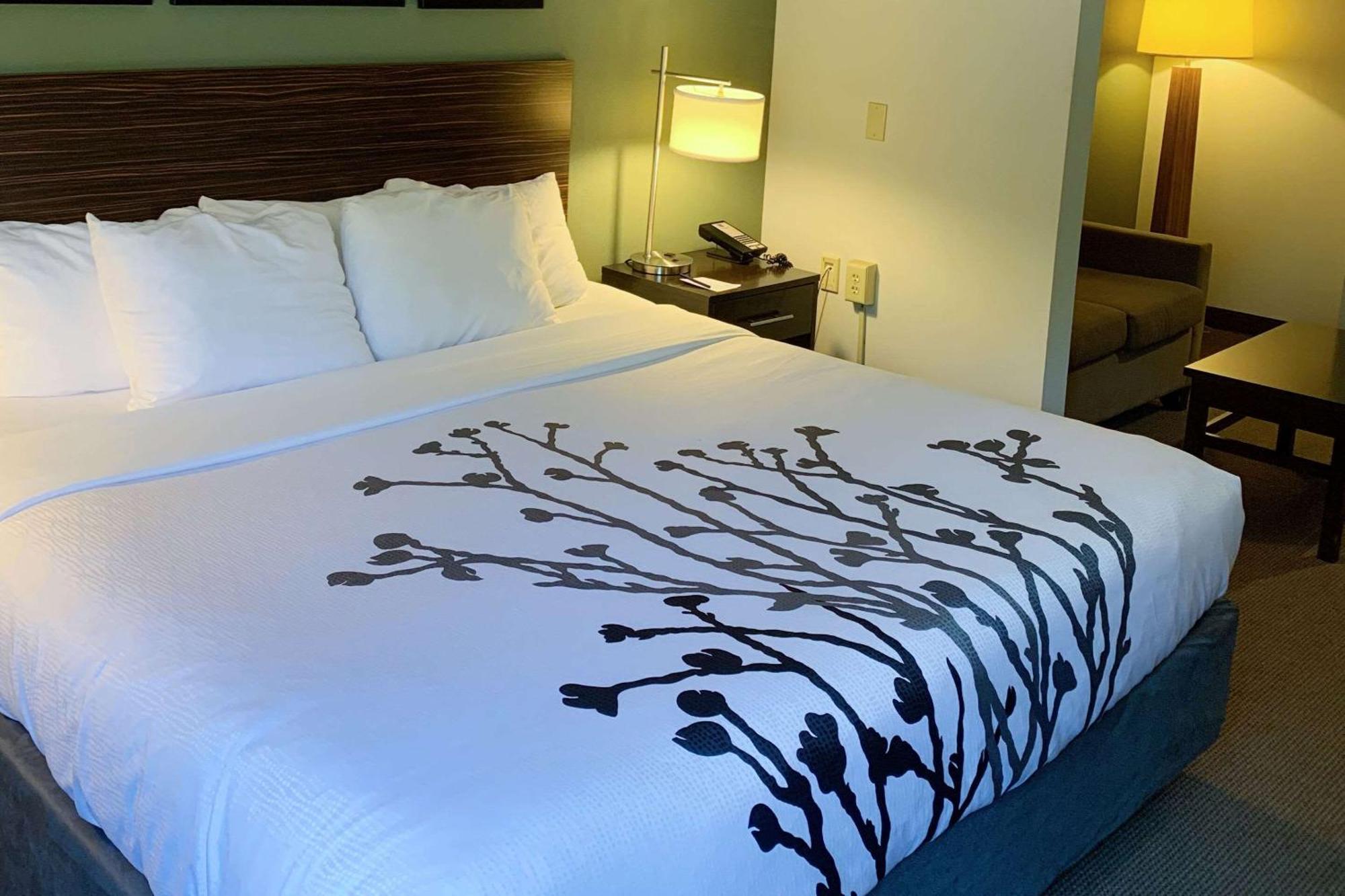 Sleep Inn & Suites Queensbury - Lake George Εξωτερικό φωτογραφία