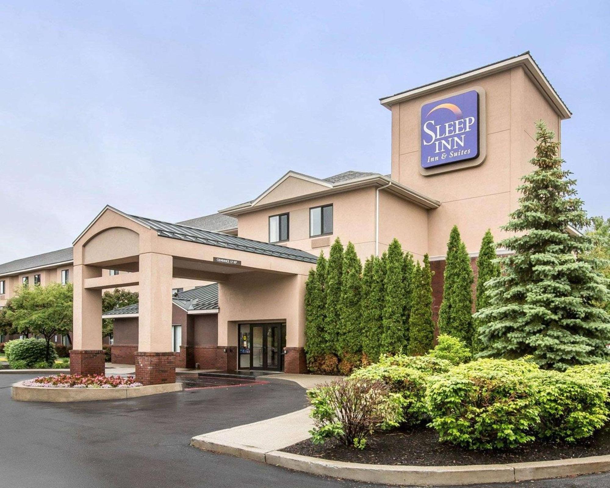 Sleep Inn & Suites Queensbury - Lake George Εξωτερικό φωτογραφία
